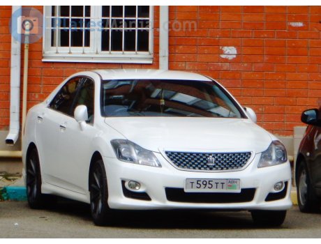 т595тт, Toyota Crown