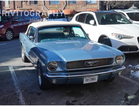 00-CHKU, Ford Mustang
