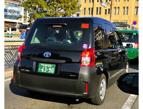 京都 500 い 6390, Toyota JPN Taxi