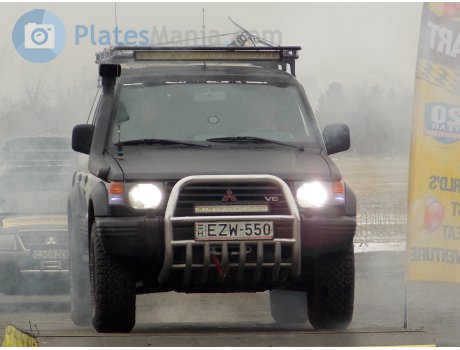 EZW-550, Mitsubishi Pajero