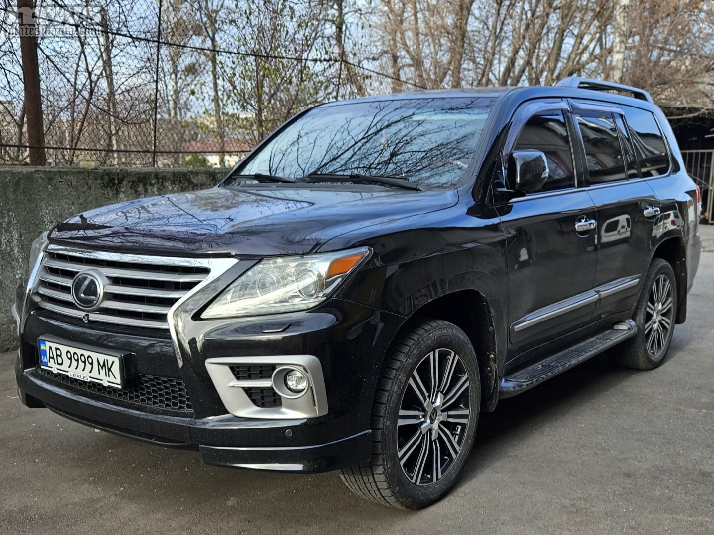 AB 9999 MK, Lexus LX 3rd gen (J200), 1st facelift, 2012–2015