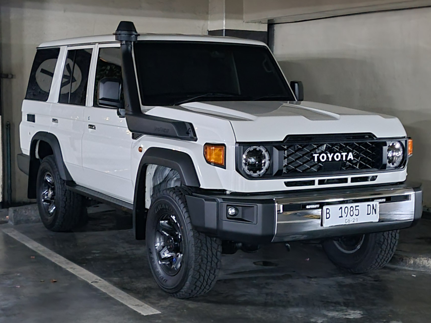 B 1985 DN, Toyota Land Cruiser 70 5-door SUV (J76), 2nd facelift, 2023–