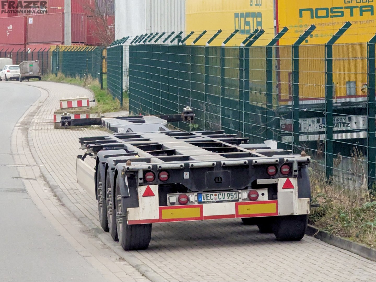 VEC CV 951, Krone Box Liner 