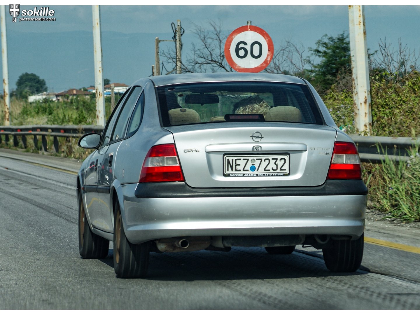 NEZ-7232, Opel Vectra 2nd gen Liftback (B; J96), 1995–2002