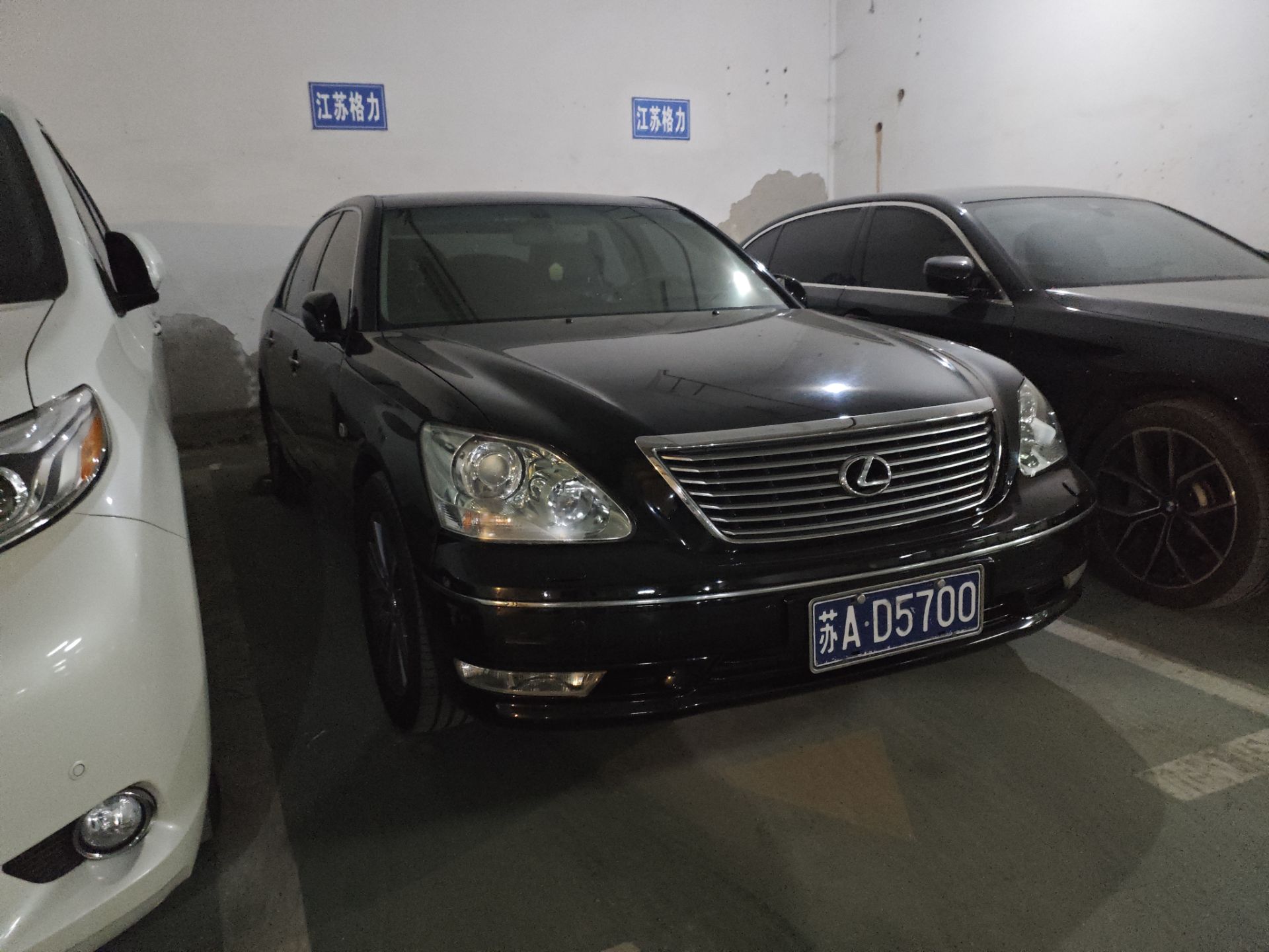苏A·D5700, Lexus LS 3rd gen (XF30), 2000–2006