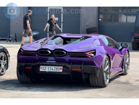 SZ 114280, Lamborghini Revuelto
