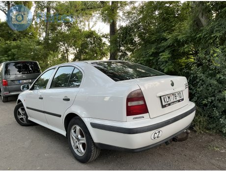 KLM 78-10, Skoda Octavia