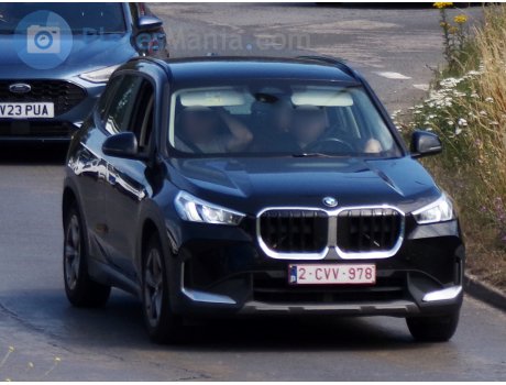 2-CVV-978, BMW