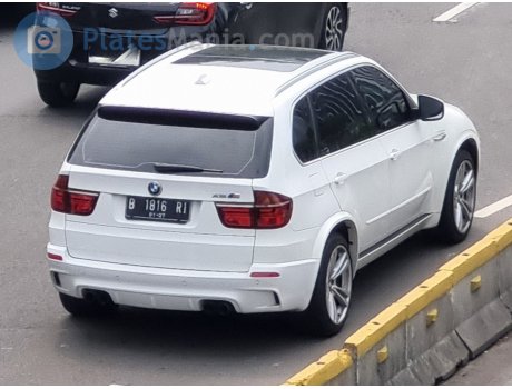B 1816 RI, BMW X5M