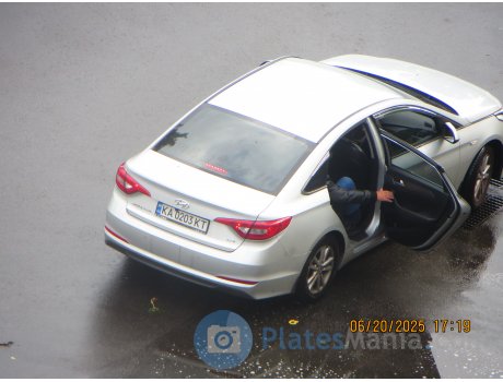 KA 0203 KT, Hyundai Sonata