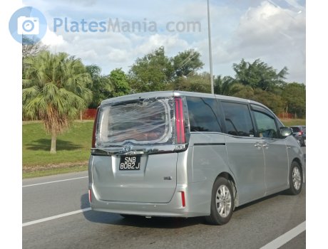 SNB 8082 J, Toyota Noah