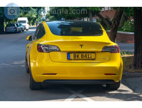 BK 8411, Tesla Model 3