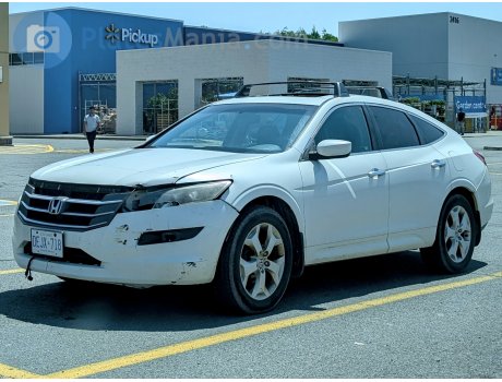 DEJX-718, Honda Accord Crosstour