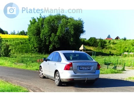 AC 3792 HE, Volvo S40