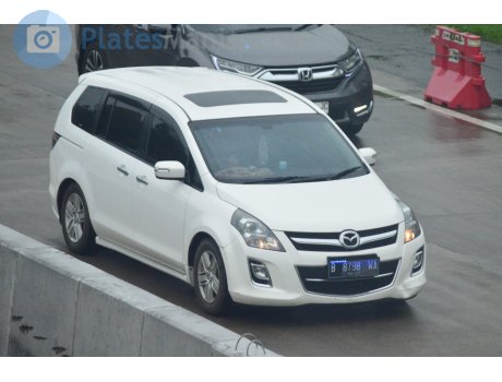 B 8798 WA, Mazda 8