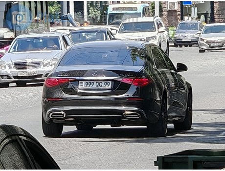999 QQ 99, Mercedes-Benz S-Klasse