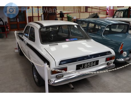 J8584, Ford Escort