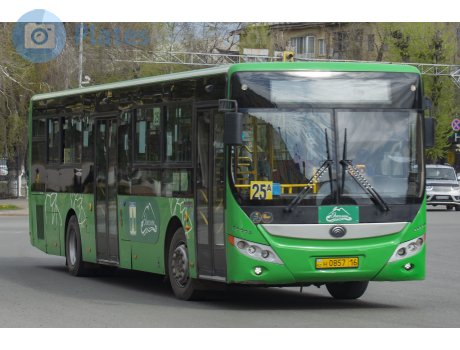 H 0857 16, Yutong ZK6118HGA