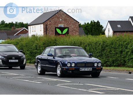 M737 FUG, Jaguar XJ