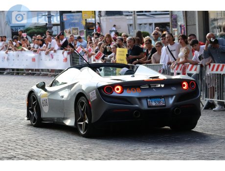 DZ 53854, Ferrari F8
