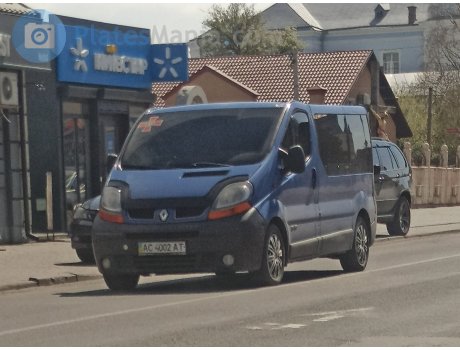AC 4002 AT, Renault Trafic