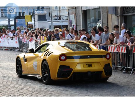 T 98, Ferrari F12