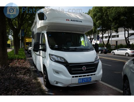 鲁B·29T9C, Adria Twin