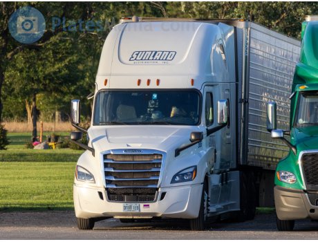 DF8 1EB, Freightliner Cascadia