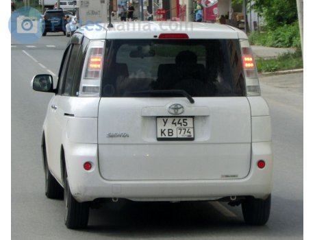 у445кв774, Toyota Sienta