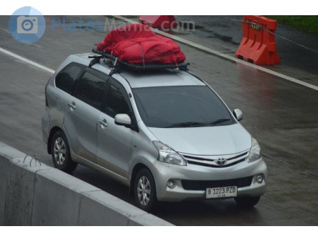 B 1223 PZD, Toyota Avanza