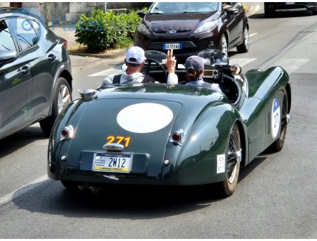 2W12, Jaguar XK120