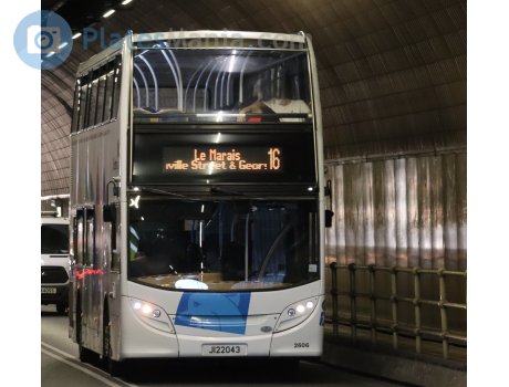 J122043, Alexander Dennis Enviro 400