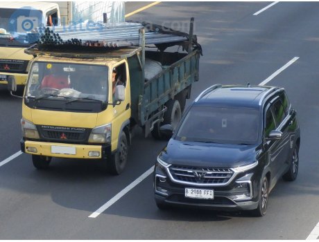 B 2988 FFI, Wuling Almaz
