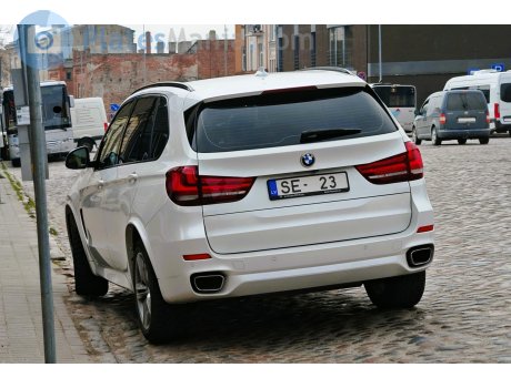 SE-23, BMW X5