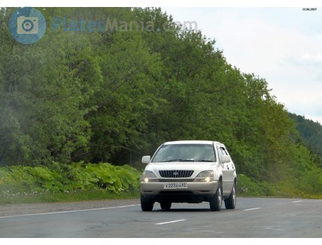 х223ен65, Toyota Harrier