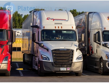 VT-9831, Freightliner Cascadia