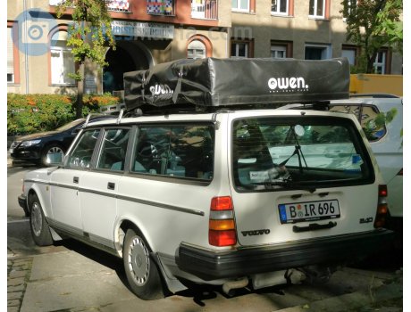B IR 696, Volvo 240-Series