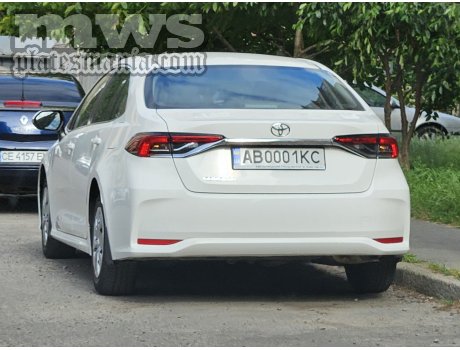 AB 0001 KC, Toyota Corolla