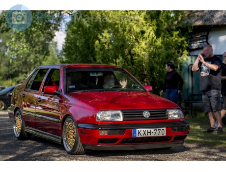KXH-770, Volkswagen Vento