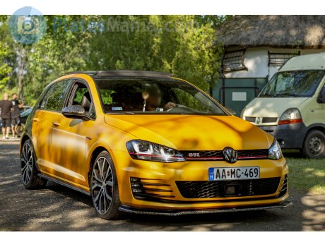 AA MC-469, Volkswagen Golf