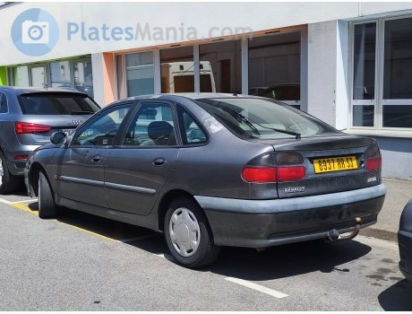 8937 RR 53, Renault Laguna