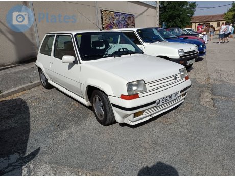 M 9808 JC, Renault 5
