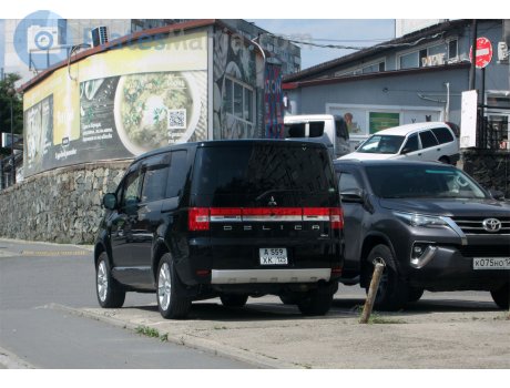 а559хк125, Mitsubishi Delica