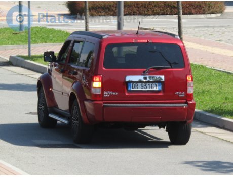 DR 931 GY, Dodge Nitro