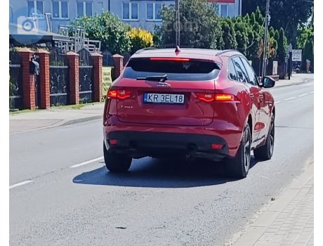 KR 3EL18, Jaguar F-Pace