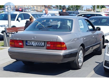 NOL 1300C, Lexus LS