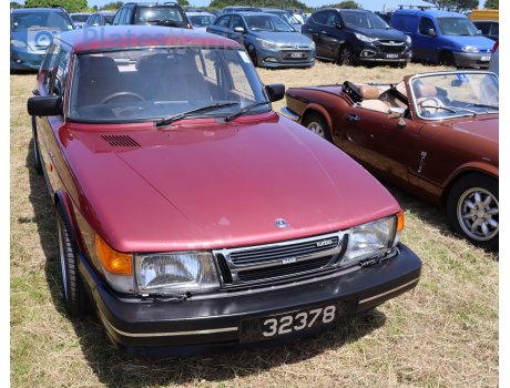32378, SAAB 900
