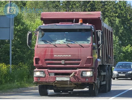 с052ан198, KamAZ 6520
