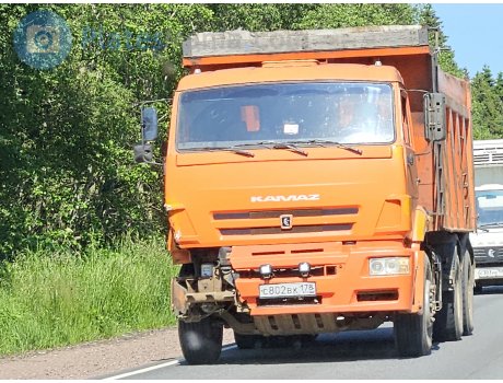 с802вк178, KamAZ 6520