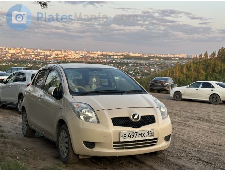 в497мх14, Toyota Vitz